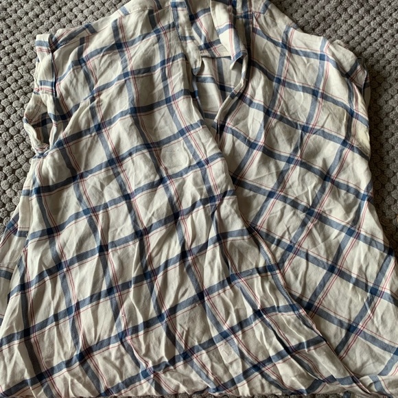 cute blouse - Picture 2 of 3